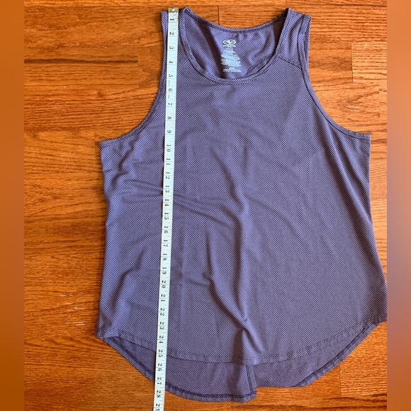 Athletic, Women’s purple top with back cutouts! Size 12/14 - Picture 6 of 7